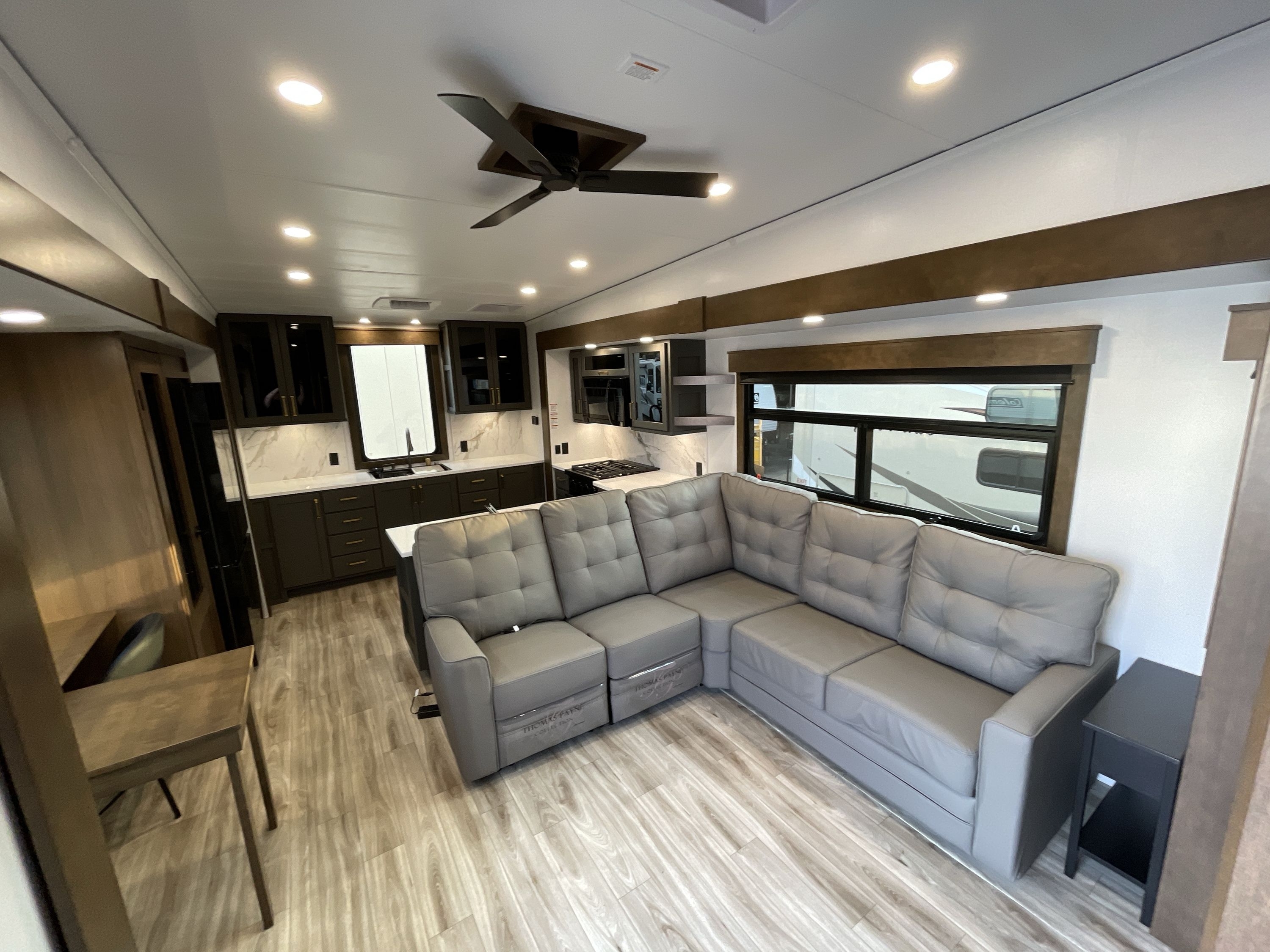 2027 Keystone MONTANA HIGH COUNTRY 300RK in oklahoma city OK