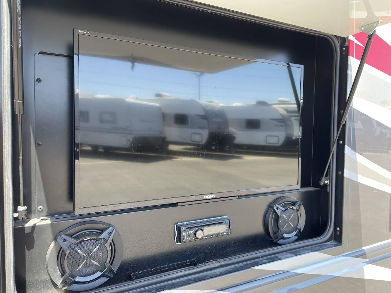 A photo of this 2017 Fleetwood STORM 36D