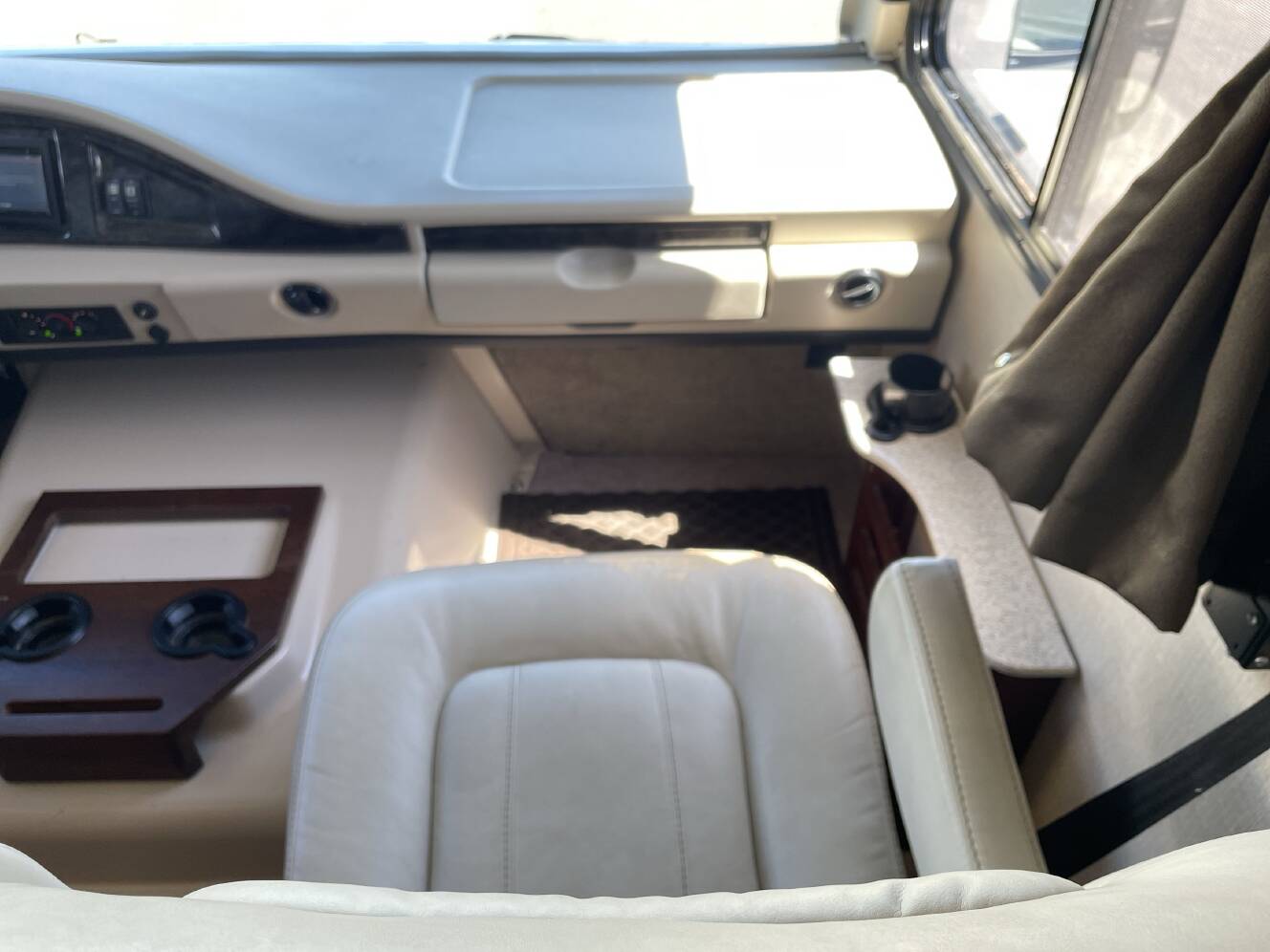 A photo of this 2017 Fleetwood STORM 36D