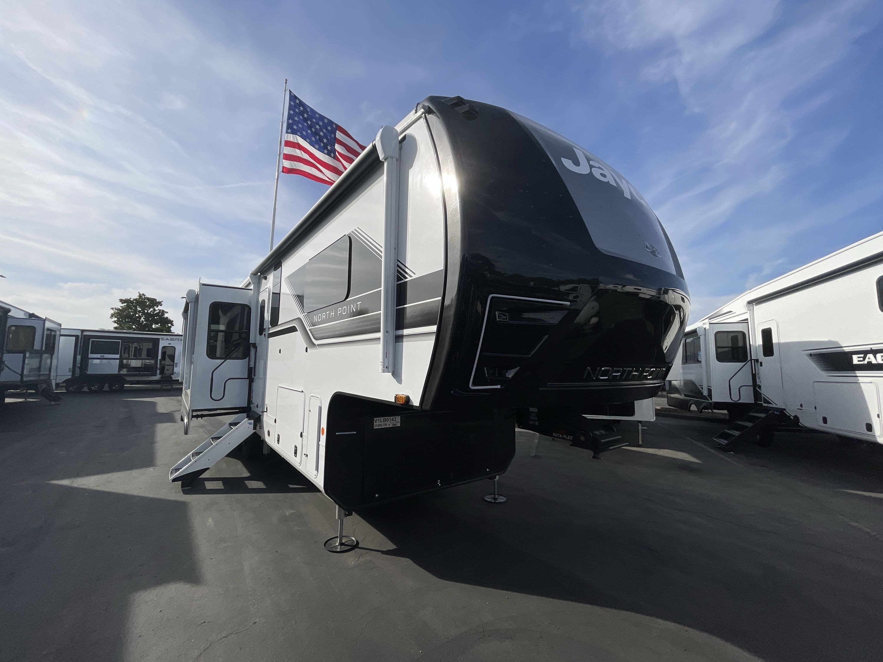 2027 Jayco NORTH POINT 310RLTS in roseville CA