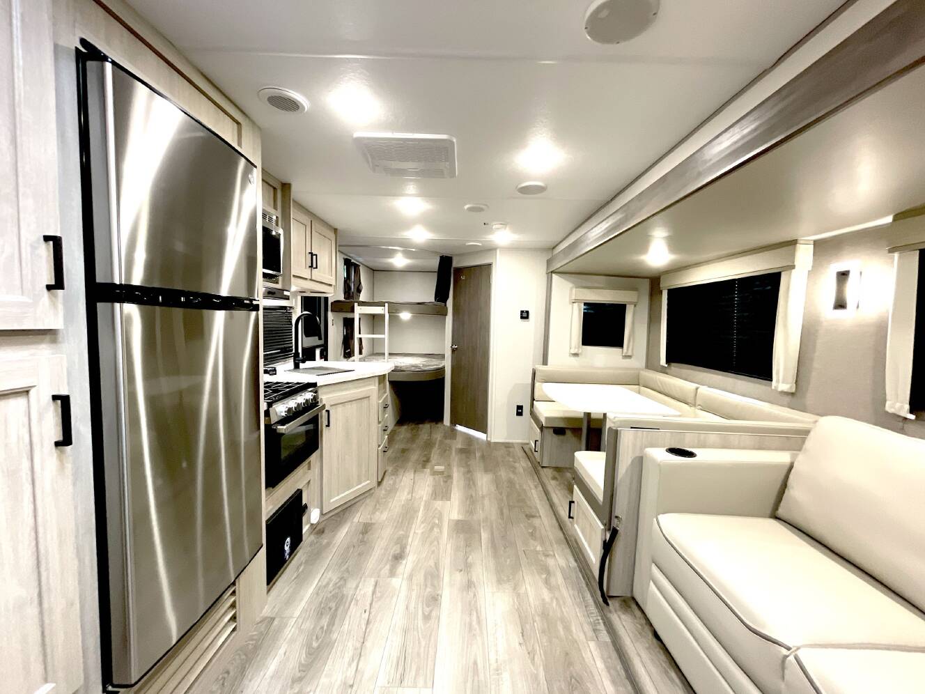A photo of this 2025 Coachmen CATALINA LEGACY 263BHSCK