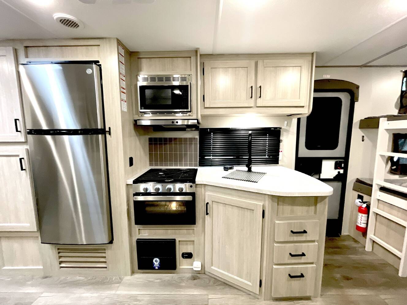 A photo of this 2025 Coachmen CATALINA LEGACY 263BHSCK