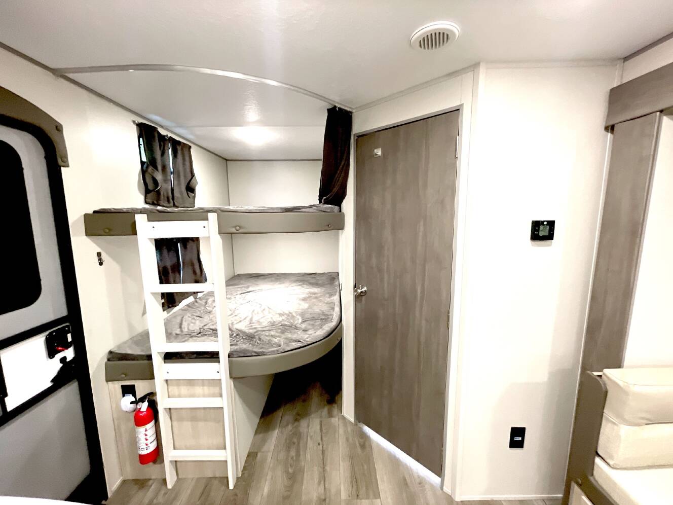 A photo of this 2025 Coachmen CATALINA LEGACY 263BHSCK