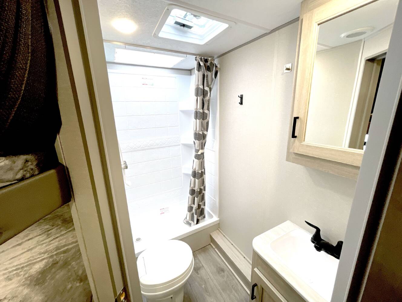 A photo of this 2025 Coachmen CATALINA LEGACY 263BHSCK