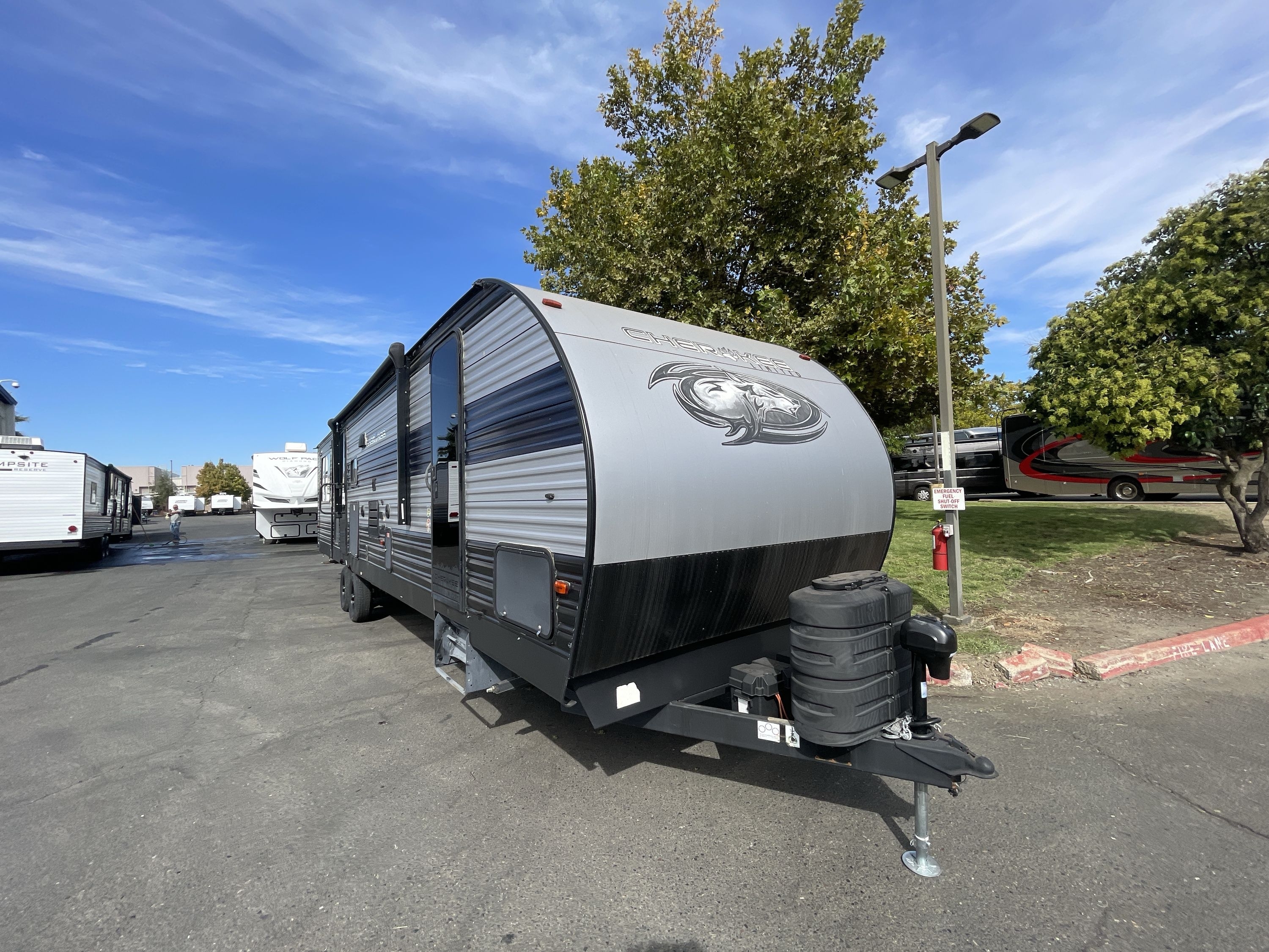 2021 Forest River CHEROKEE 306MM RV