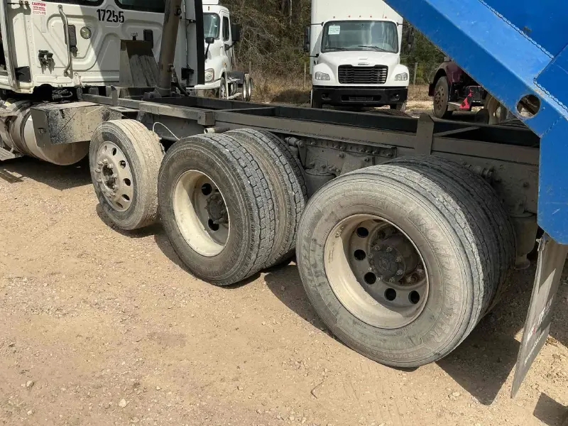 2017 FREIGHTLINER CASCADIA 125