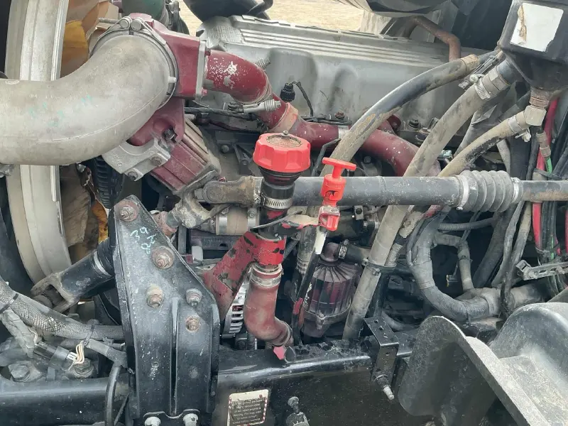 2014 Mack GU713