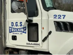 2014 Mack GU713