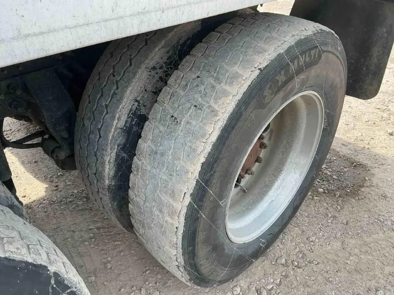 2014 Mack GU713