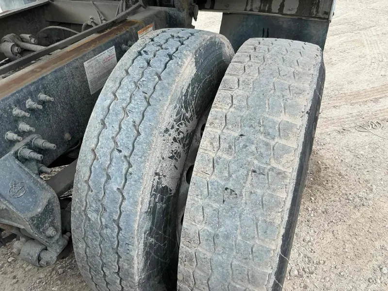 2014 Mack GU713