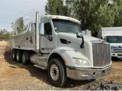 2016 PETERBILT 579