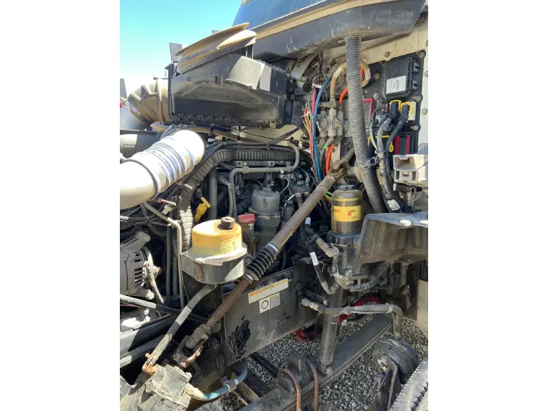 2016 PETERBILT 579