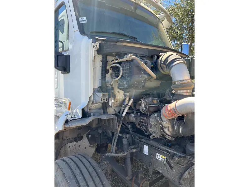 2016 PETERBILT 579