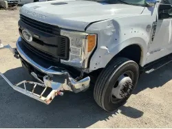 2017 FORD F550