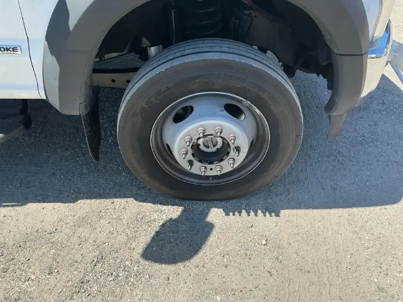 2017 FORD F550