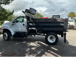 2015 FORD F750