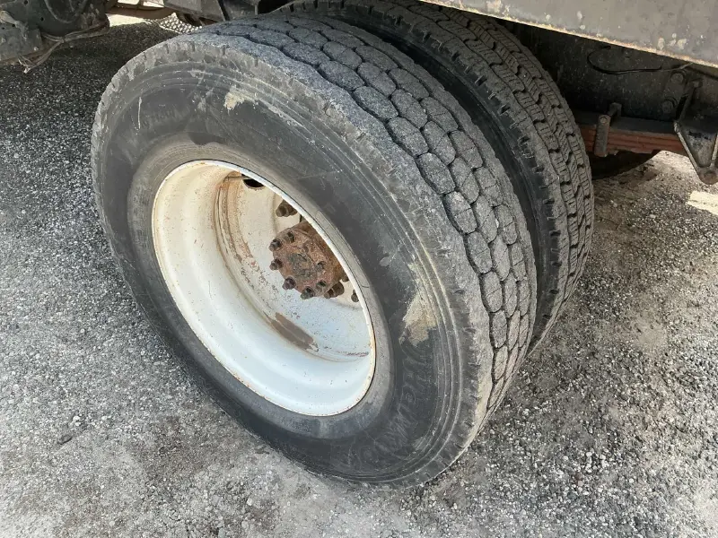 2015 FORD F750