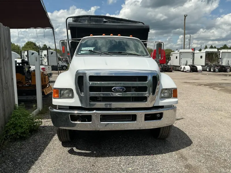 2015 FORD F750