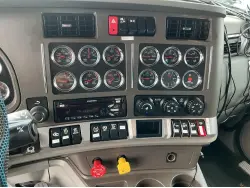 2018 KENWORTH T880