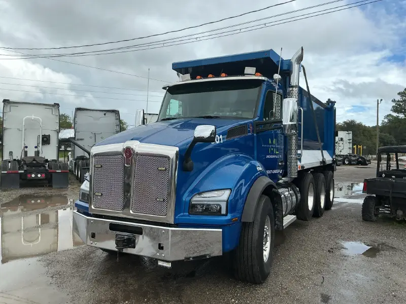 2018 KENWORTH T880