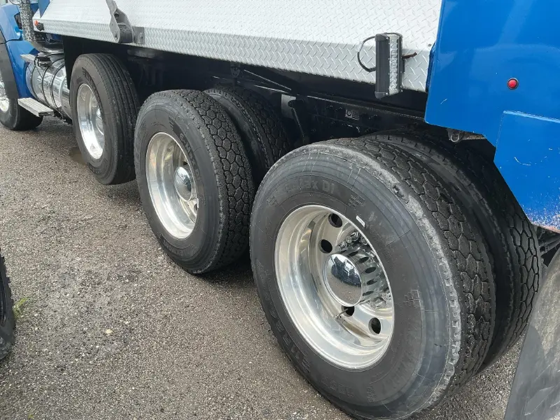2018 KENWORTH T880