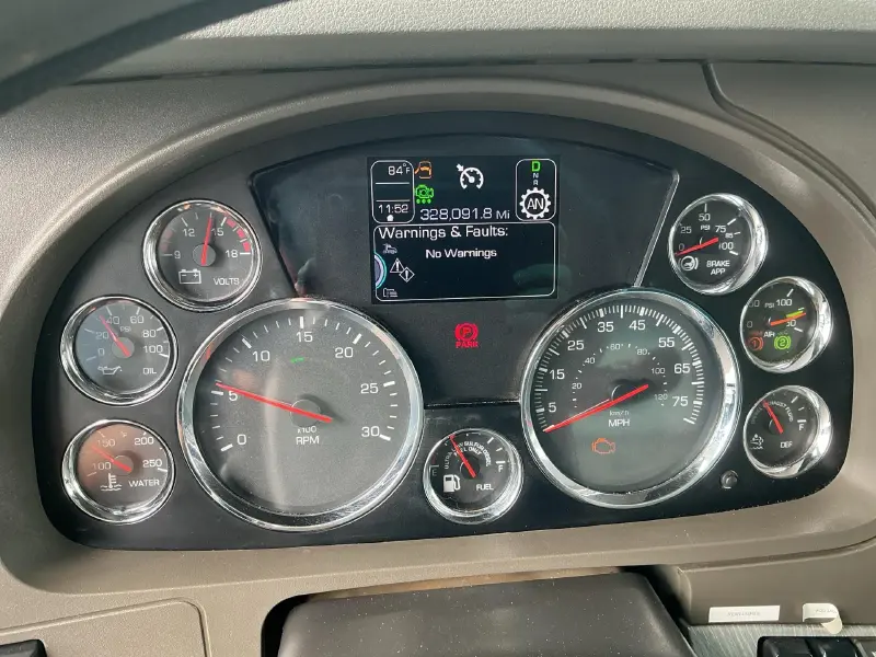 2018 KENWORTH T880