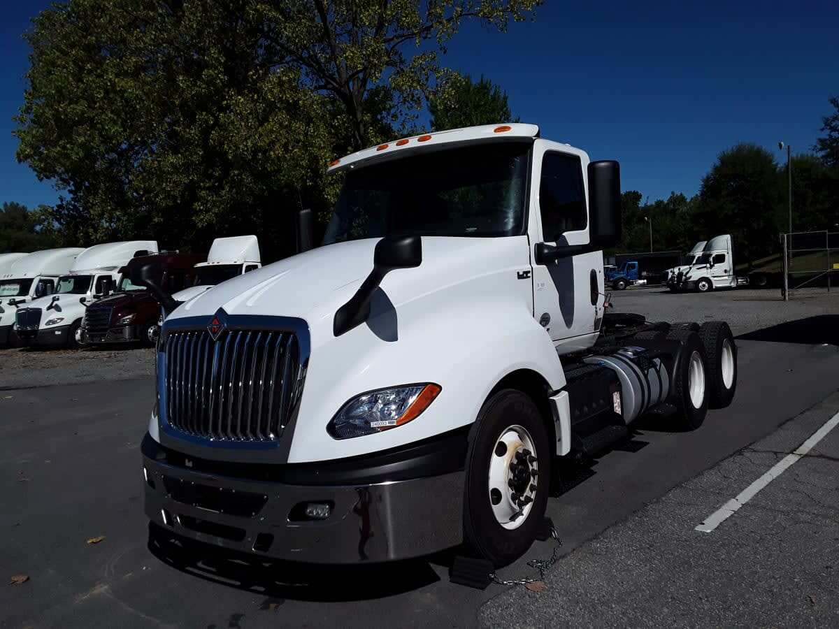 2020 INTERNATIONAL LT625 DAYCAB T/A in Charlotte, NC