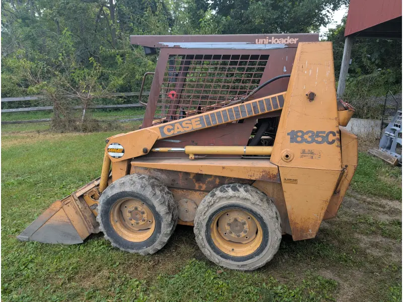 1989 CASE 1835