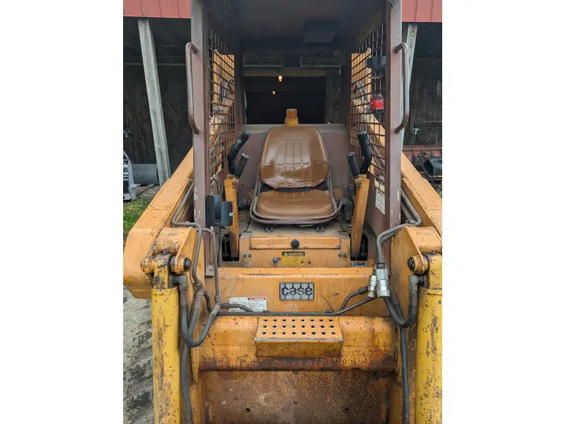 1989 CASE 1835