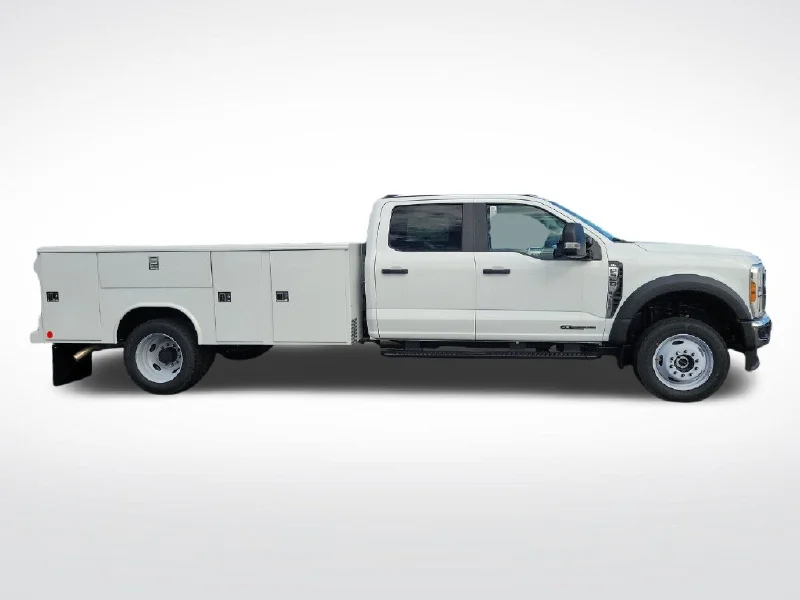 2026 FORD F550