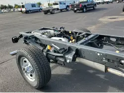 2027 FORD F350