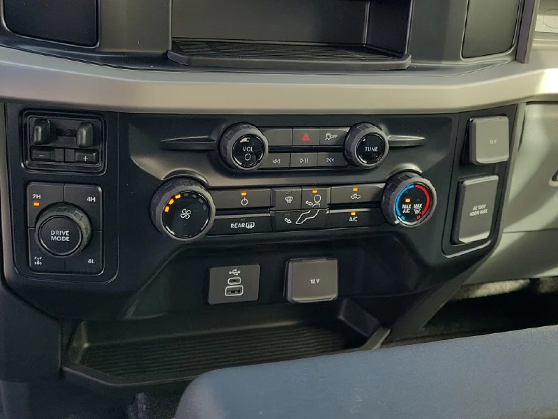 2027 FORD F350