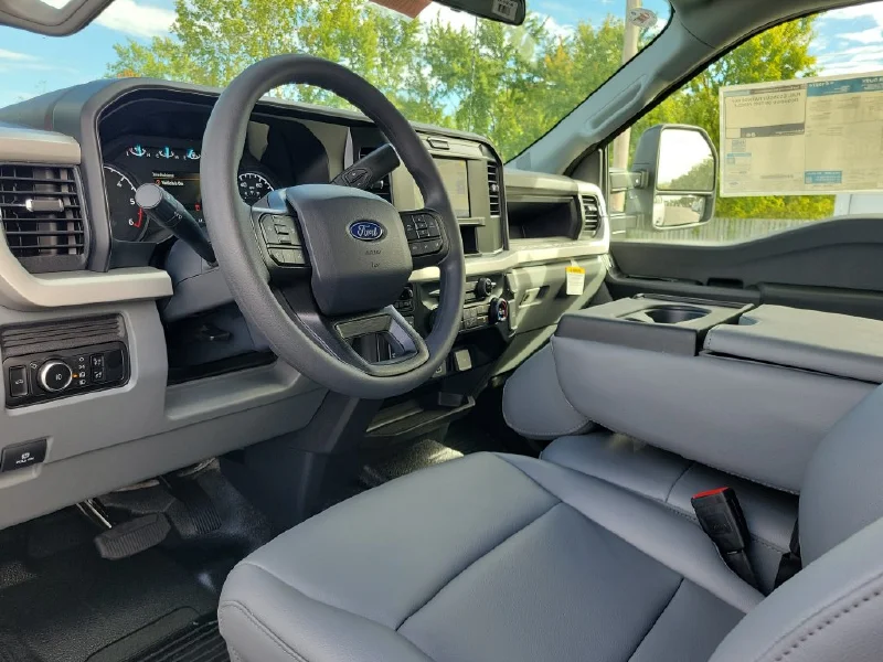 2027 FORD F350