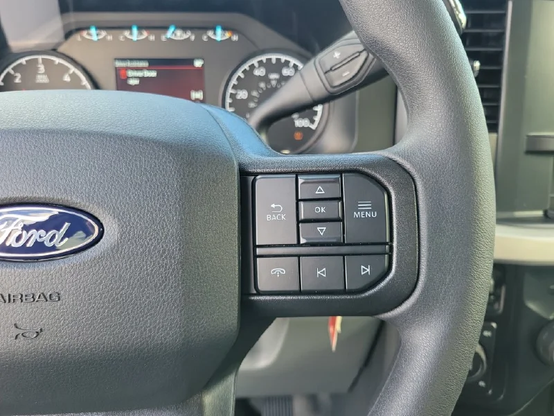 2027 FORD F350