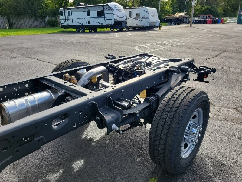2027 FORD F350