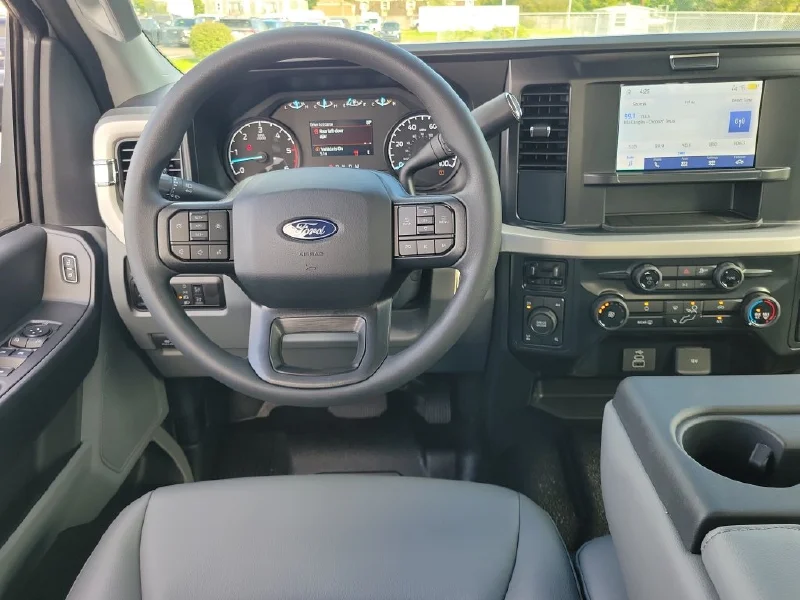 2027 FORD F350