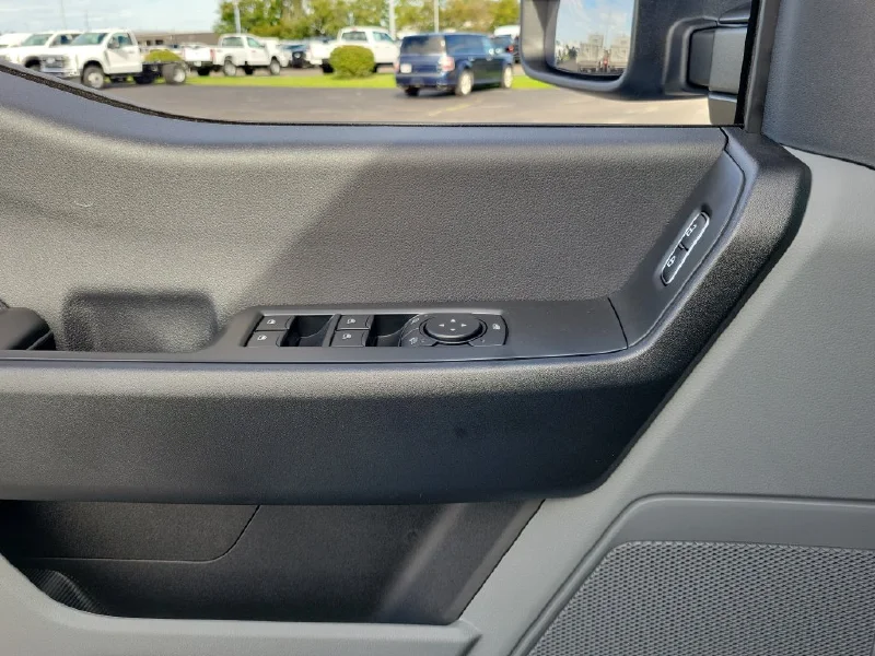 2027 FORD F350