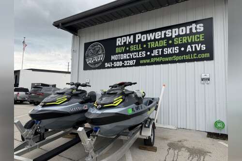 2025 Sea-Doo RXT-X 325 PAIR w/ trailer 15/19 Hrs Warranty & NO FEES! BASE in sarsota FL