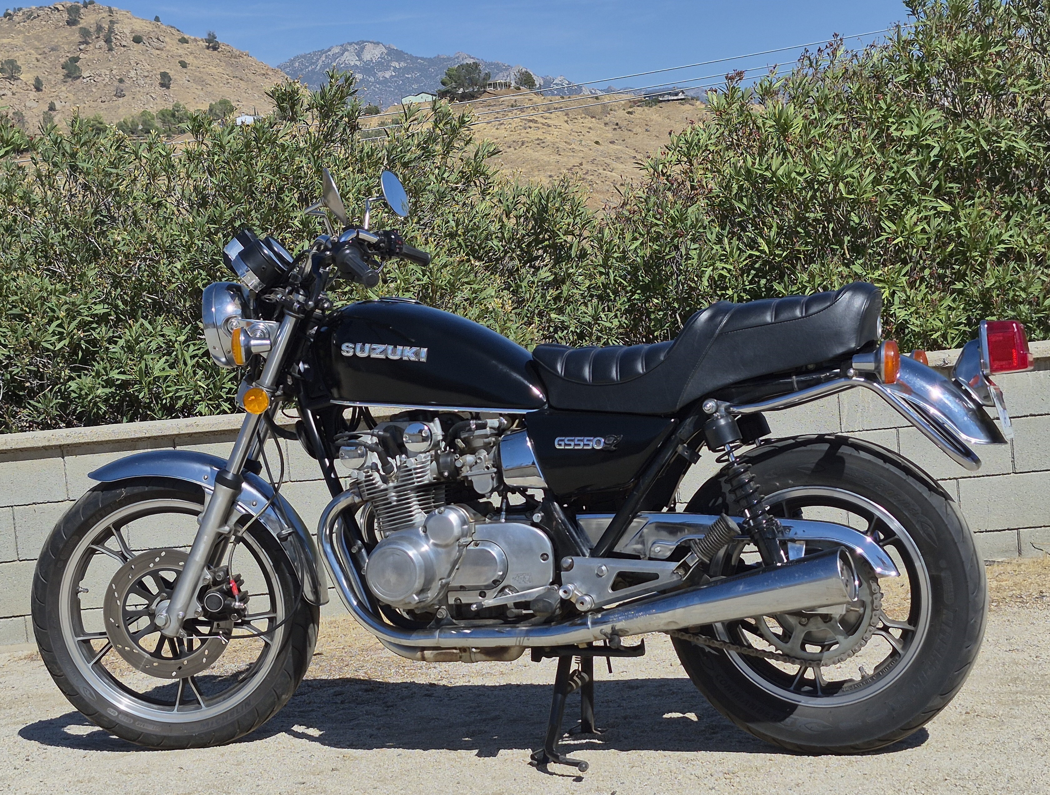 1982 Suzuki GS 550 Classic / Vintage motorcycle