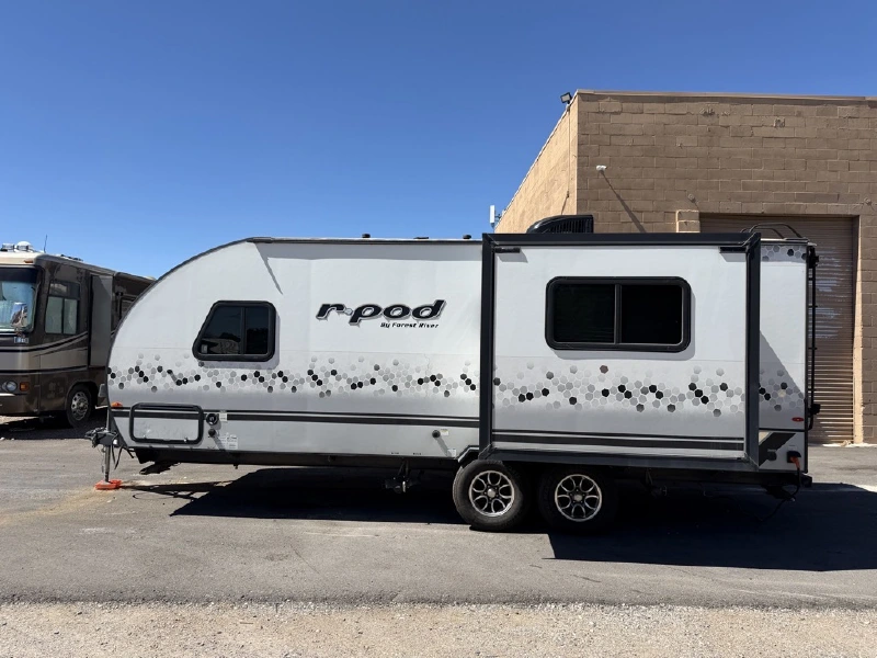 2021 FOREST RIVER R-POD 202