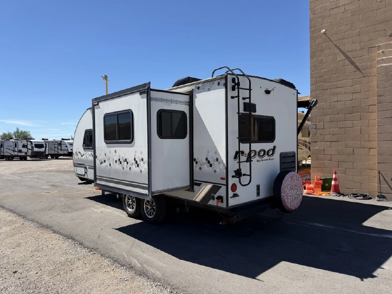 2021 FOREST RIVER R-POD 202