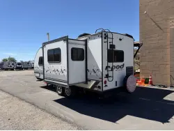 2021 FOREST RIVER R-POD 202