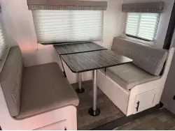 2021 FOREST RIVER R-POD 202