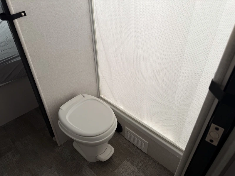 2021 FOREST RIVER R-POD 202