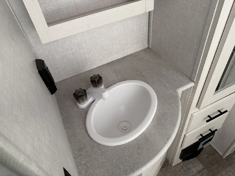 2021 FOREST RIVER R-POD 202
