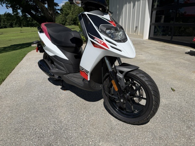2017 Aprilia SR MOTARD 50 50 in Marietta, GA