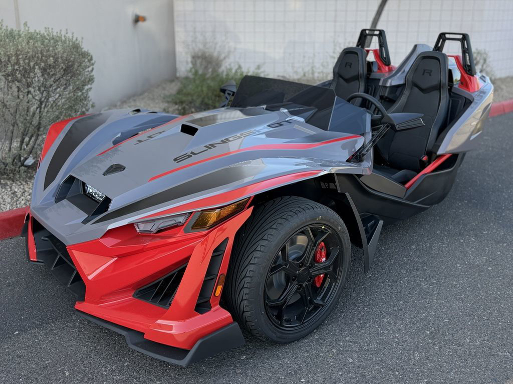 2026 Polaris Slingshot R Manual Radiant Gray With Indy Red Pearl SL in Peoria, AZ