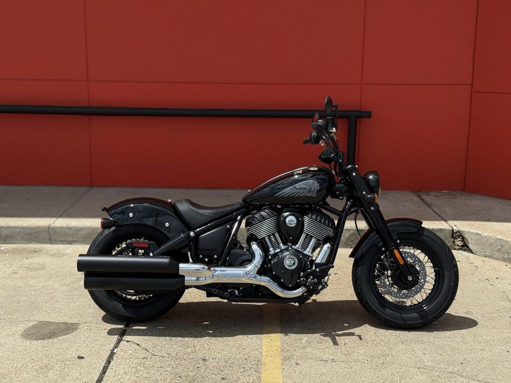 2026 Indian Chief Bobber Black Metallic BASE in La Marque, TX