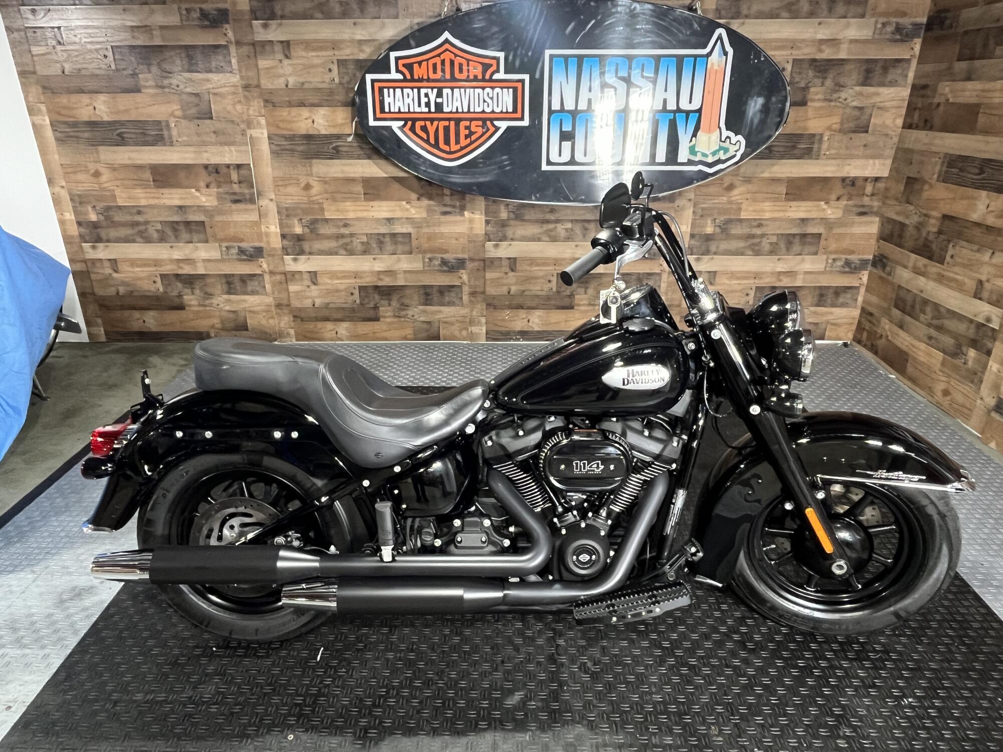 2024 Harley-Davidson Heritage Classic in Bellmore, NY