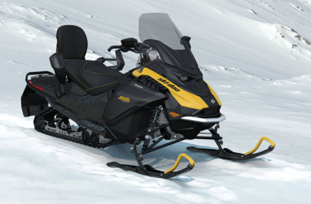 2027 Ski-Doo Grand Touring Sport 900 ACE 137 ES S-Rip 1.25 S_Lev_4.5 900 ACE TURBO 130 in indian river MI